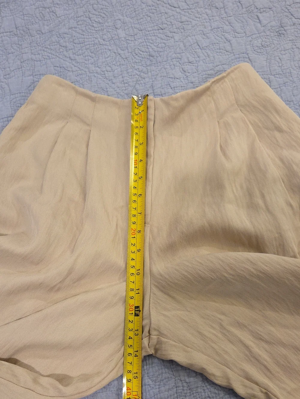 ZARA Pleated Wide-Leg Flowy Trousers in Beige - Size M (Excellent Condition)